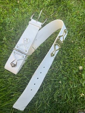 Michael Kors White Leather Logo Plate Belt M